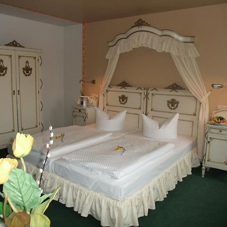 Hotel Goldener Anker 라데보일 객실 사진